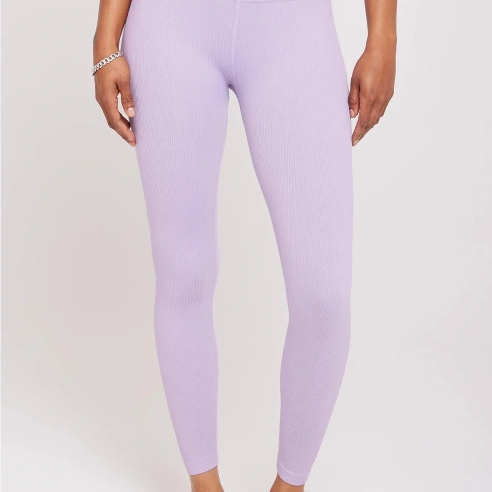 NWT SPIRITUAL GANGSTER LOVE
SCULPT 7/8 SEAMLESS
LEGGING - Sold Out Color - Picture 2 of 4